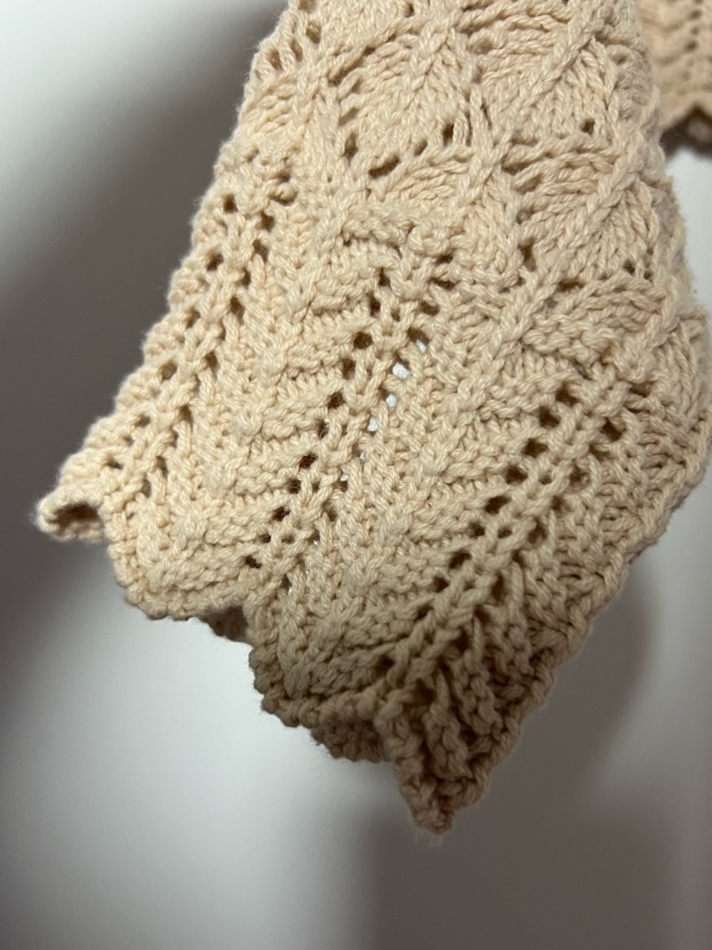 House of Harlow 1960 Beige Cropped Crochet Knit Button Cardigan Sweater - Picture 8 of 12